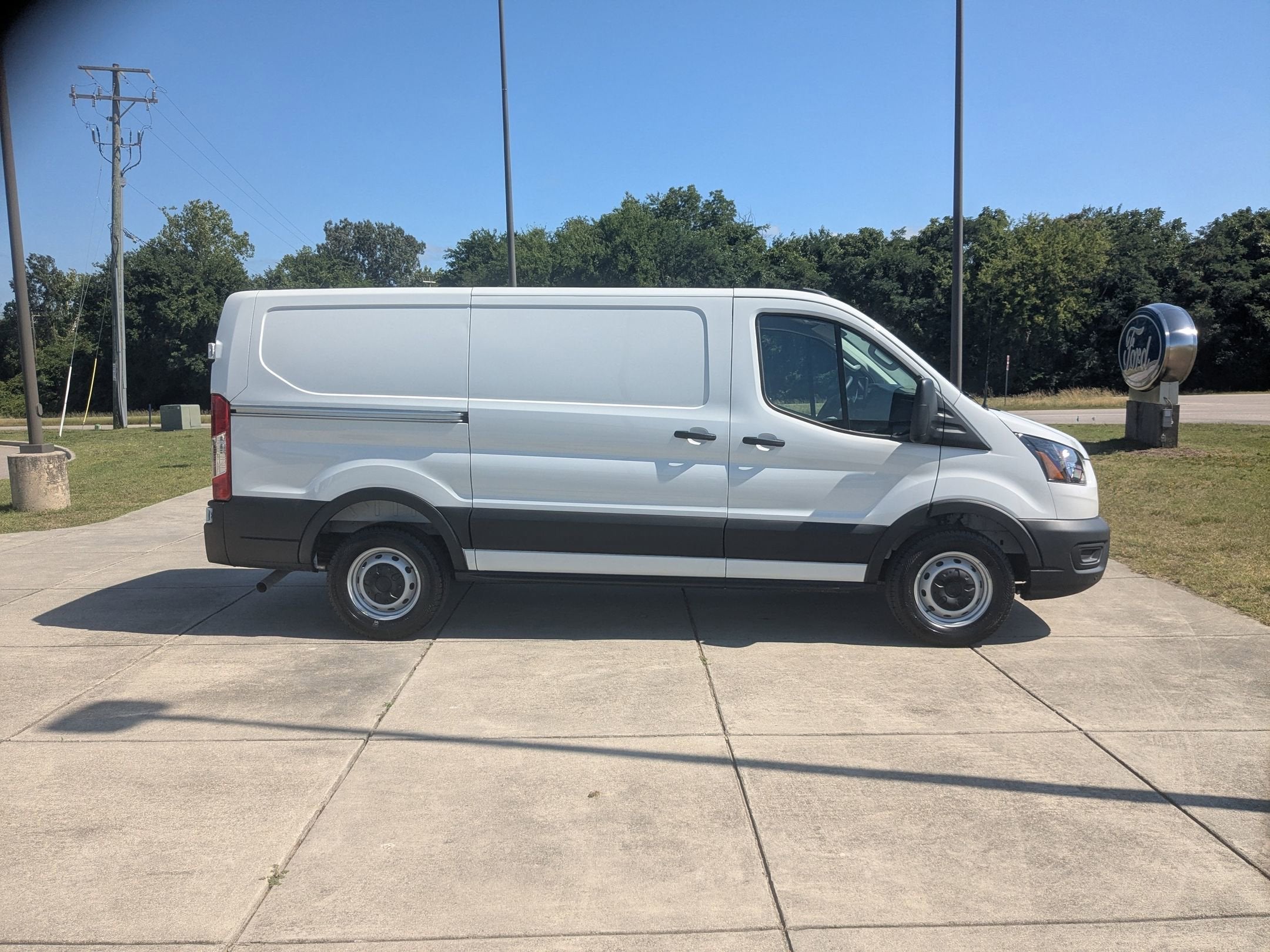 2026 Ford Transit Cargo Van Base