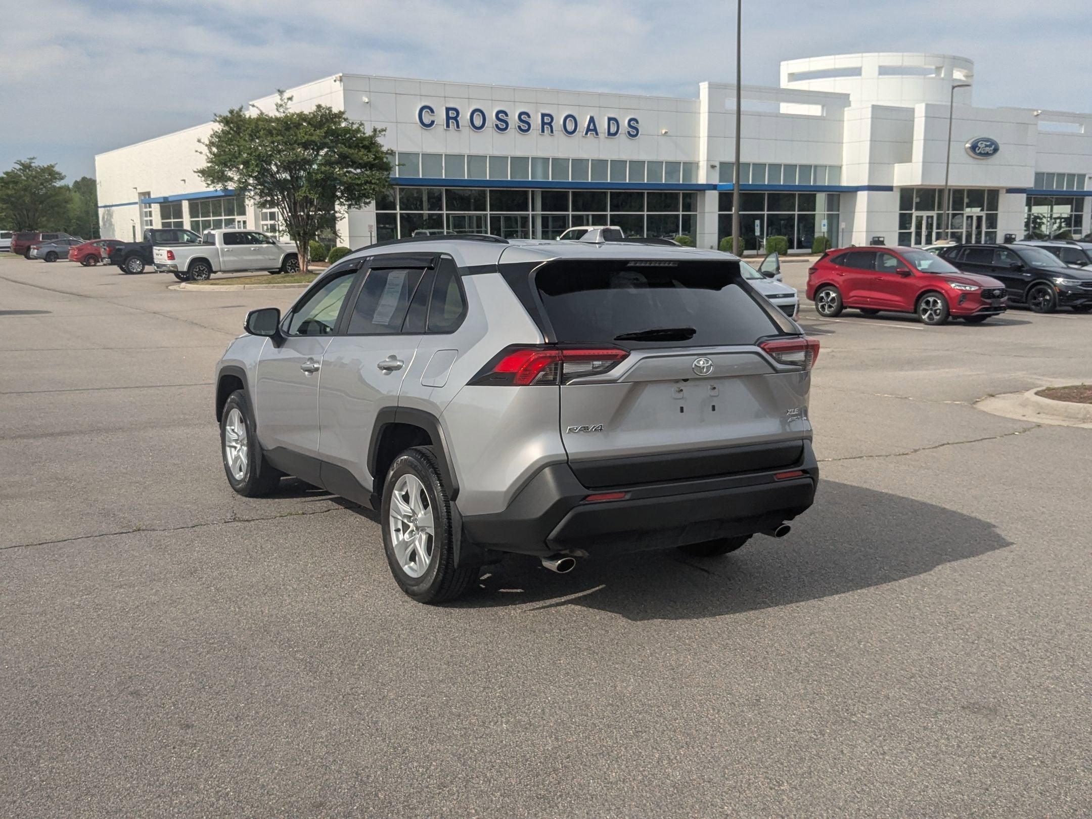 2020 Toyota RAV4 XLE