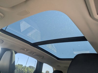 2023 Volvo XC60 Ultimate Bright Theme