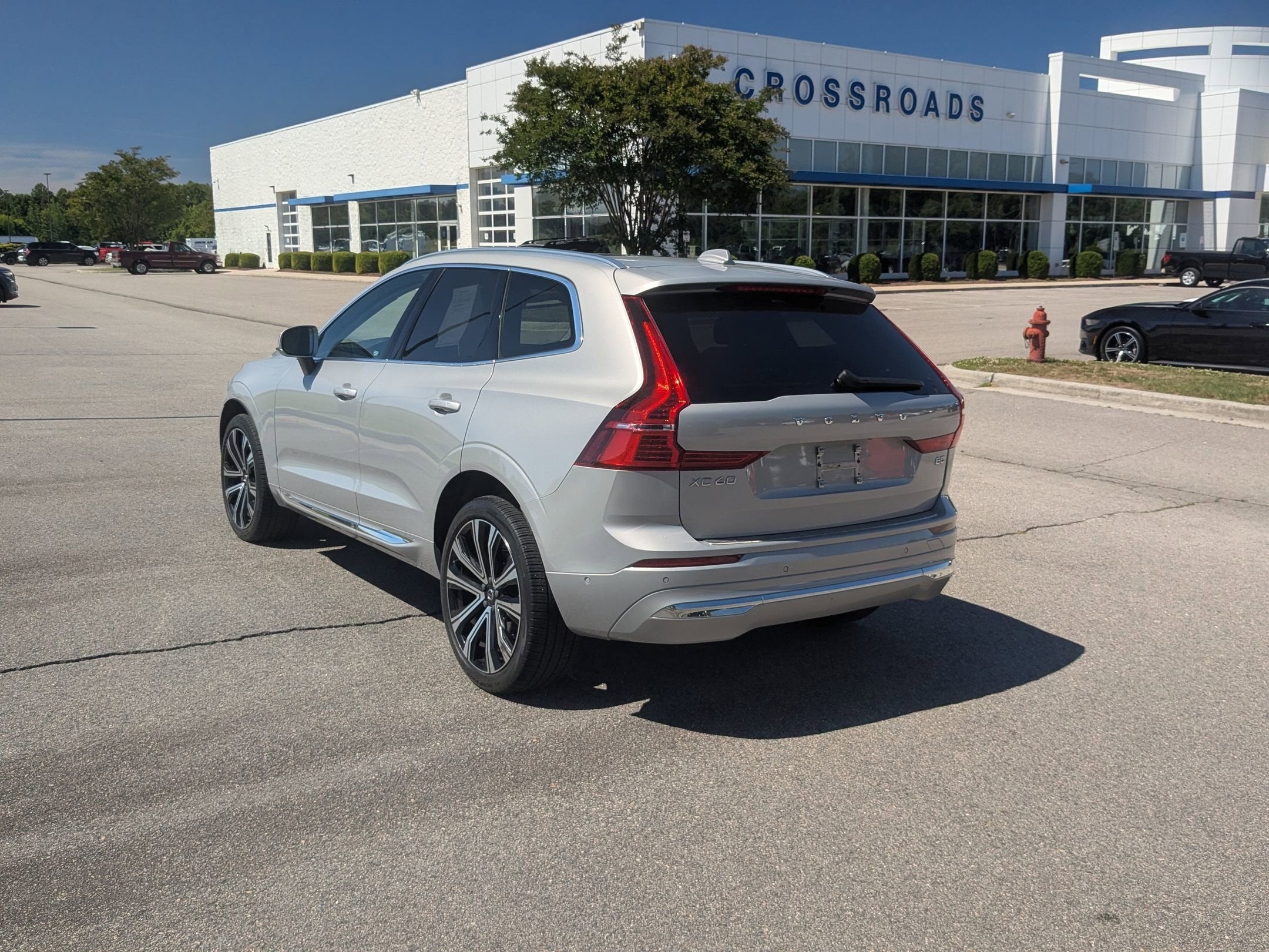 2023 Volvo XC60 Ultimate Bright Theme