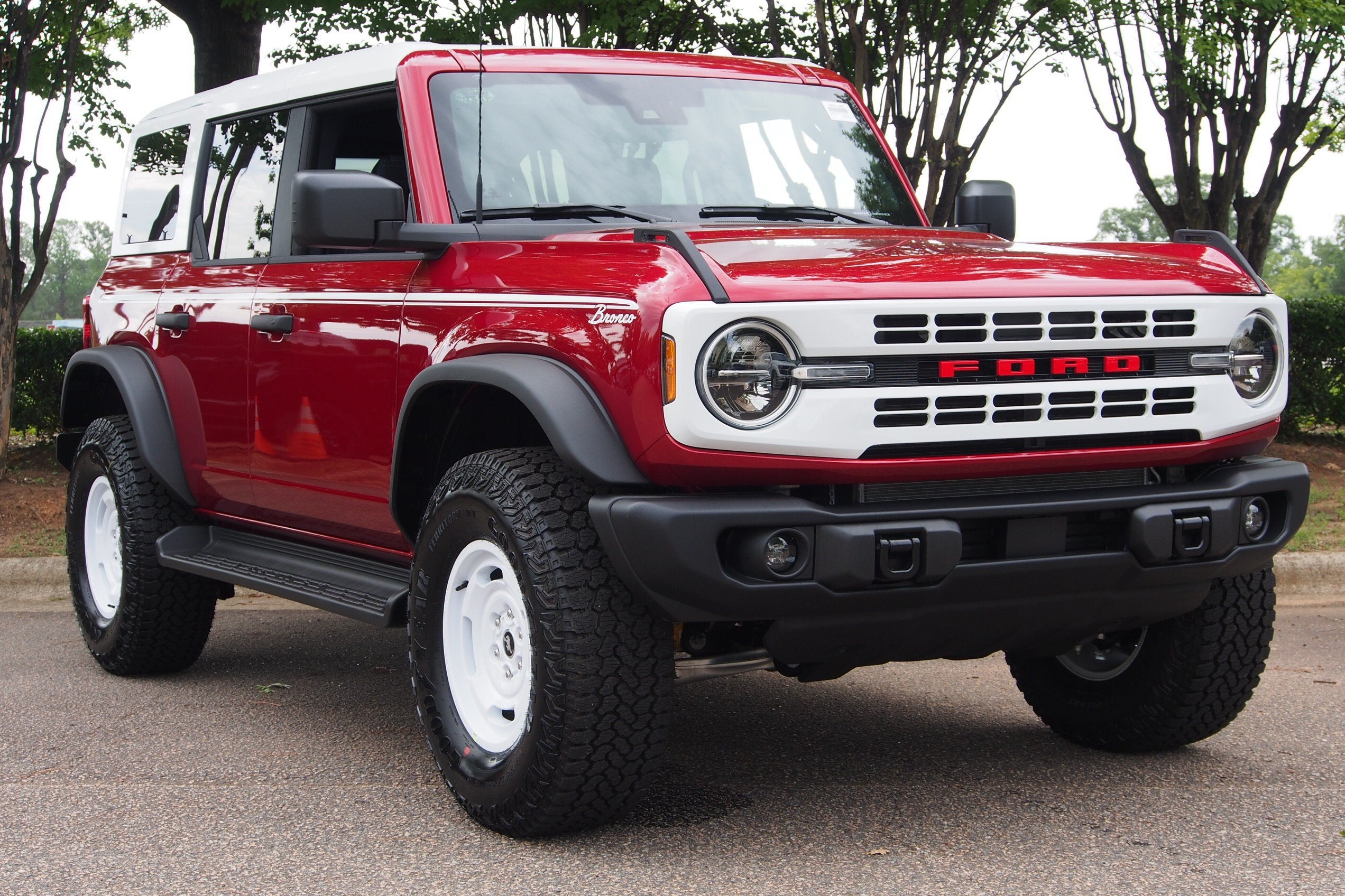 2026 Ford Bronco Heritage Edition