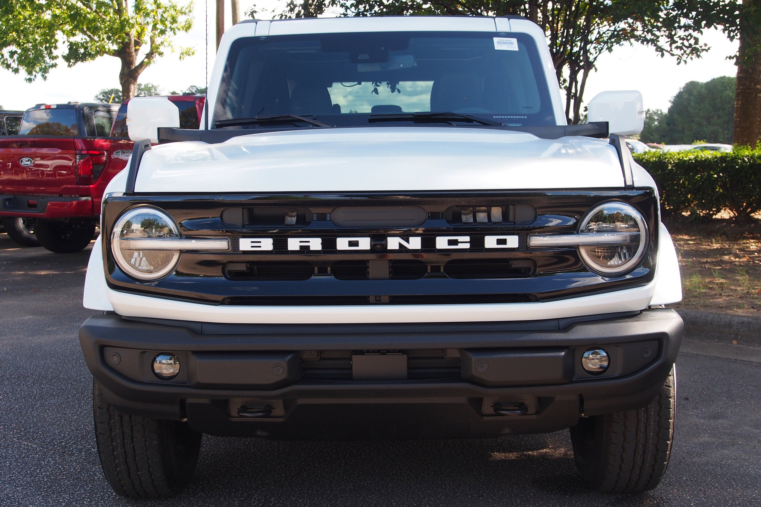 2025 Ford Bronco Outer Banks - Crossroads Courtesy Demo