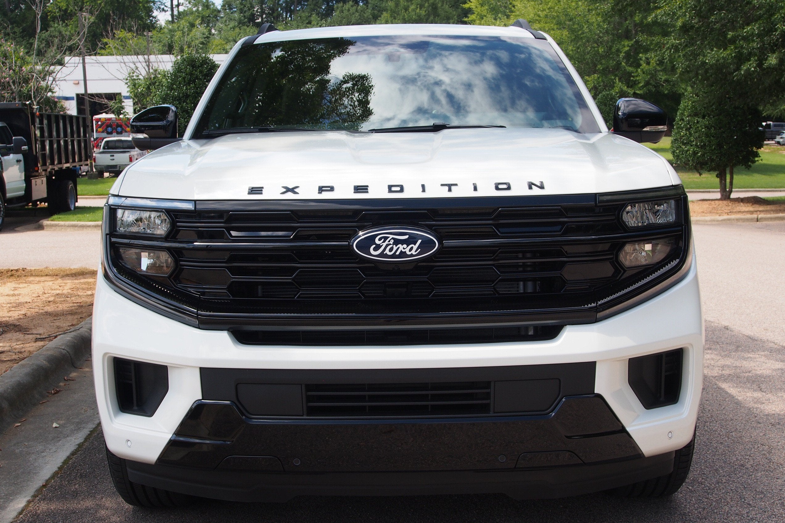 2027 Ford Expedition Platinum