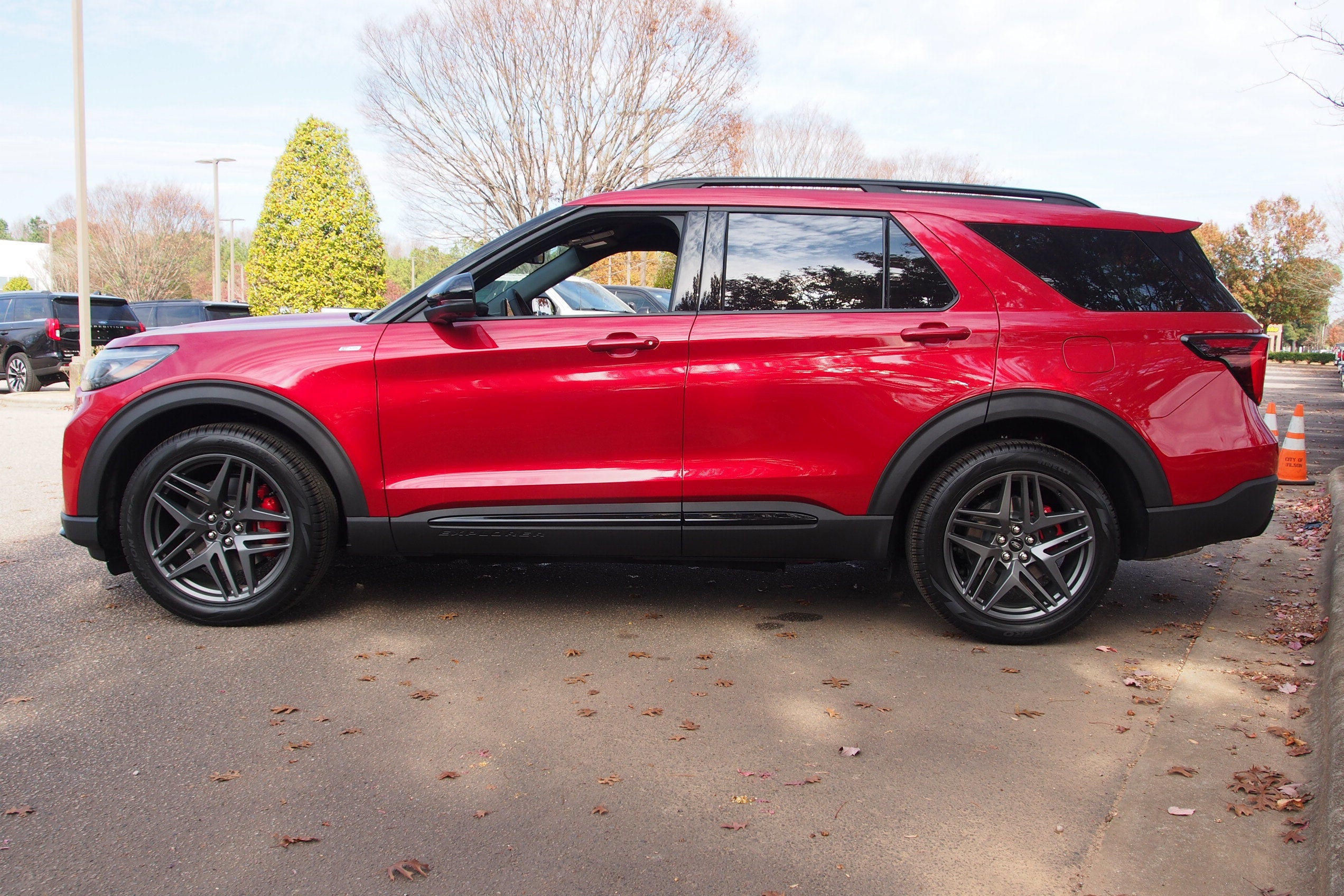 2026 Ford Explorer ST-Line - Crossroads Courtesy Demo