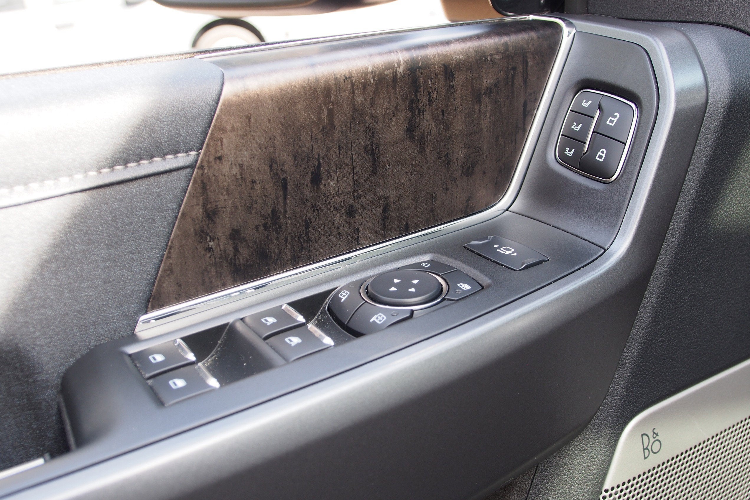 2024 Ford Super Duty F-350 SRW LARIAT