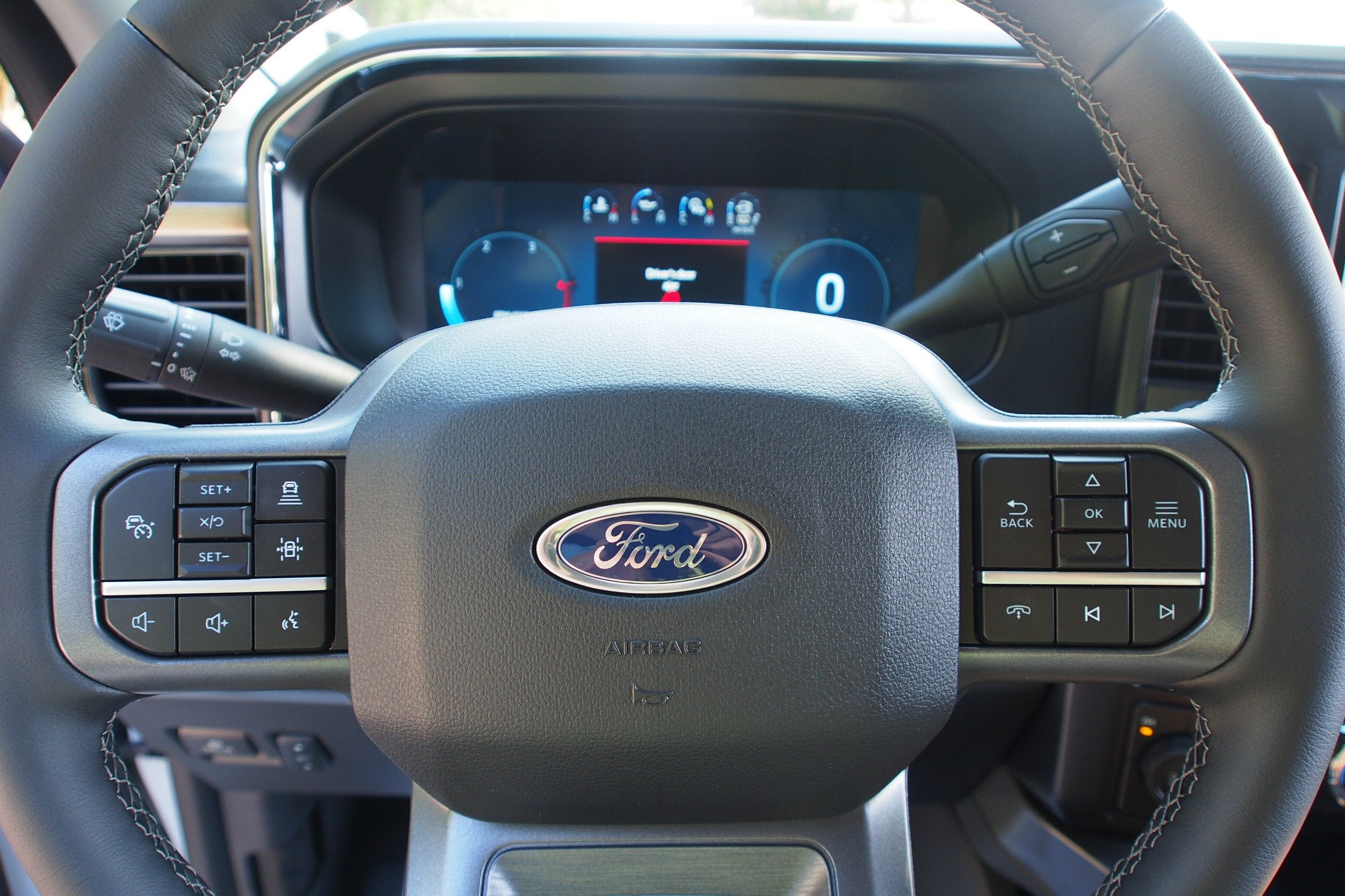 2026 Ford Super Duty F-350 DRW LARIAT