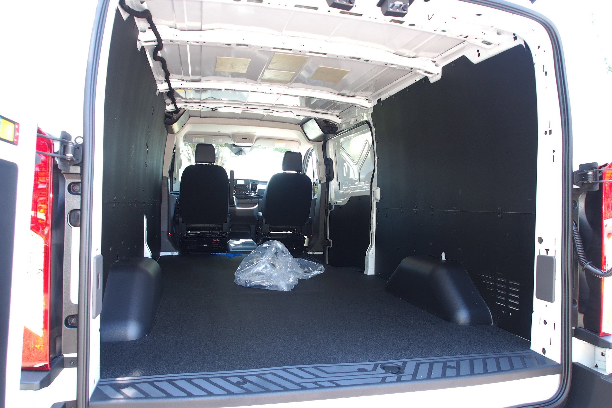 2025 Ford Transit Cargo Van Base