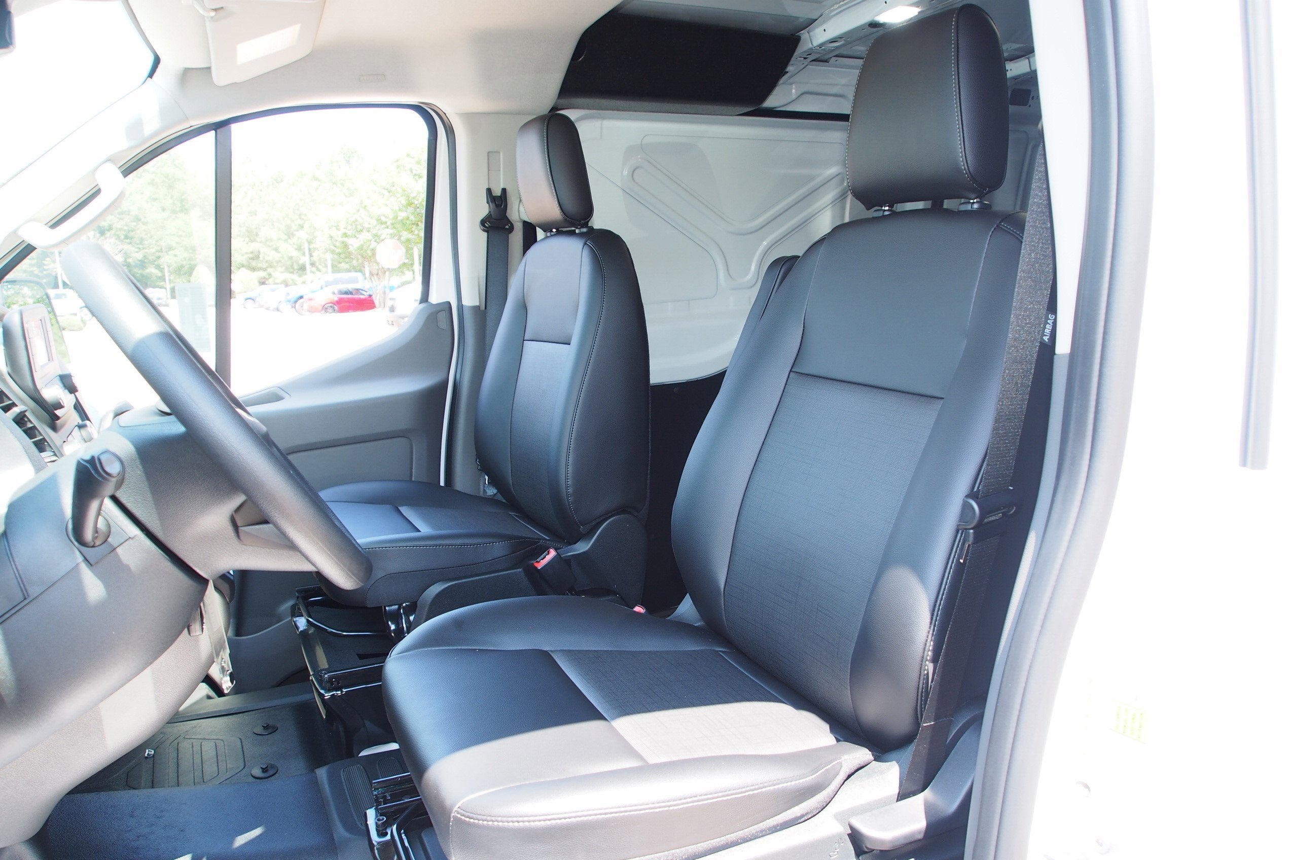 2025 Ford Transit Cargo Van Base