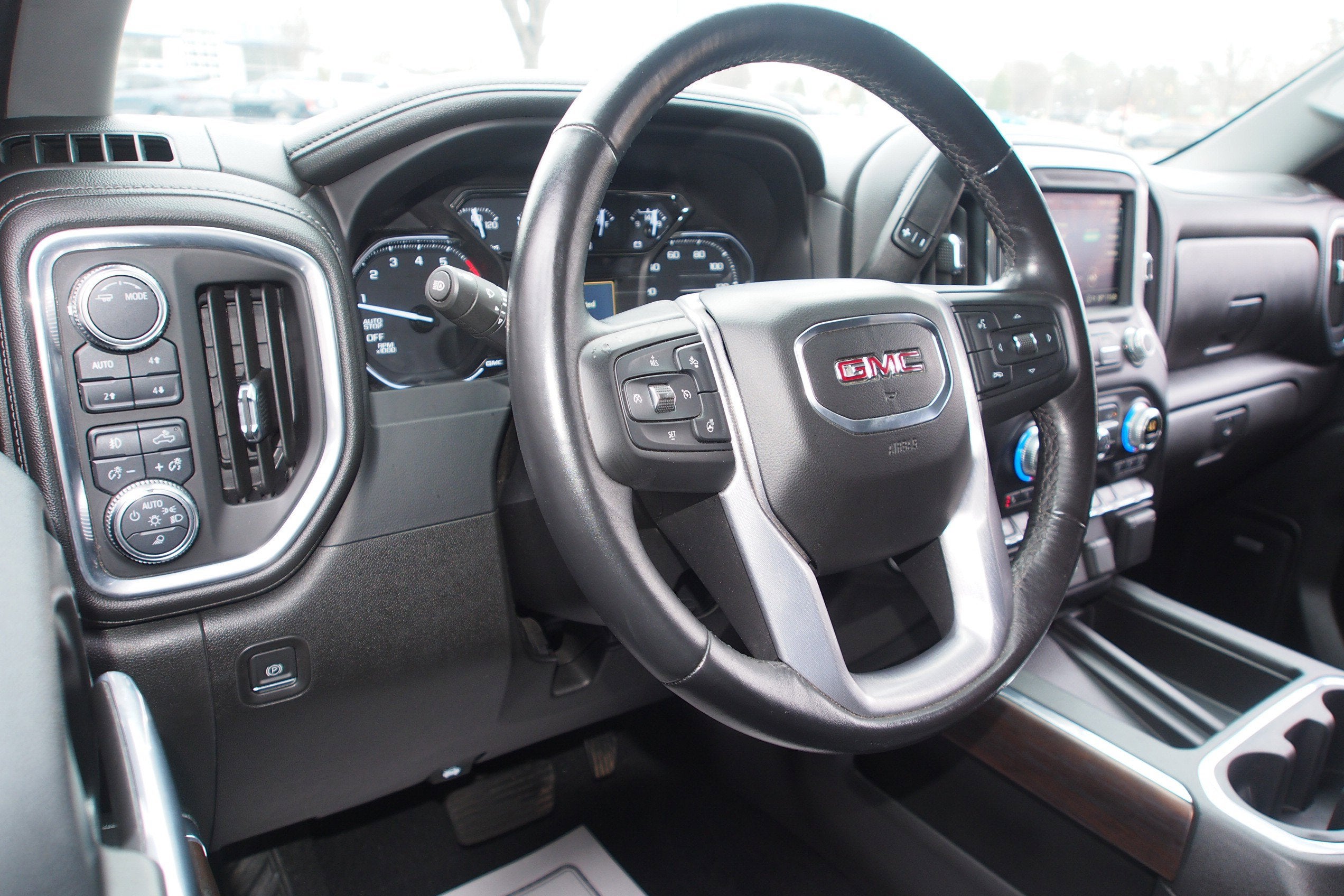 2021 GMC Sierra 1500 SLT