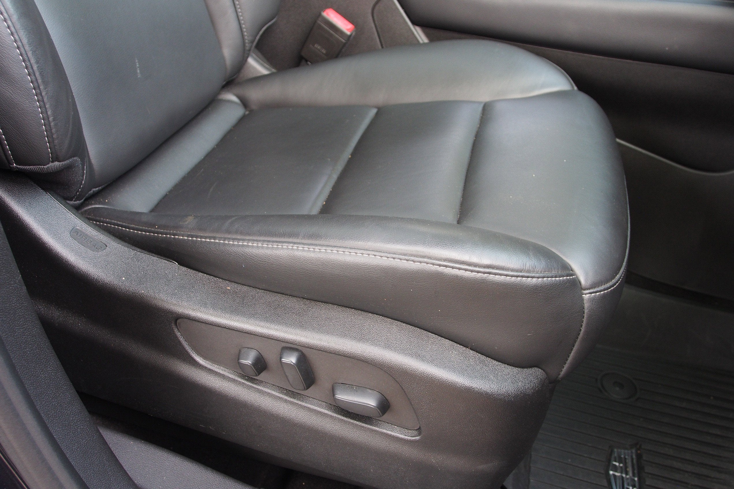 2023 Cadillac XT4 FWD Luxury