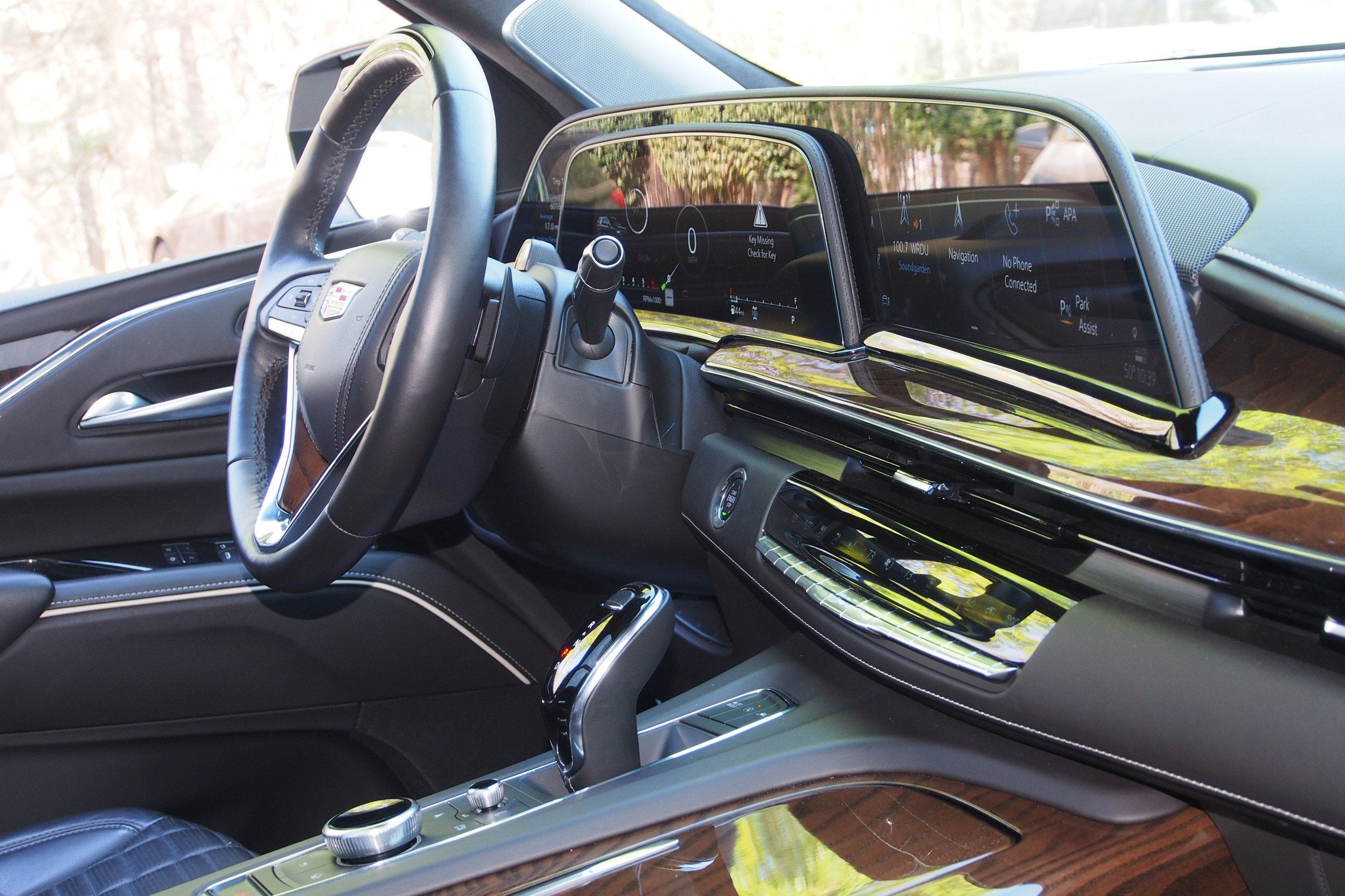 2023 Cadillac Escalade 4WD Sport Platinum