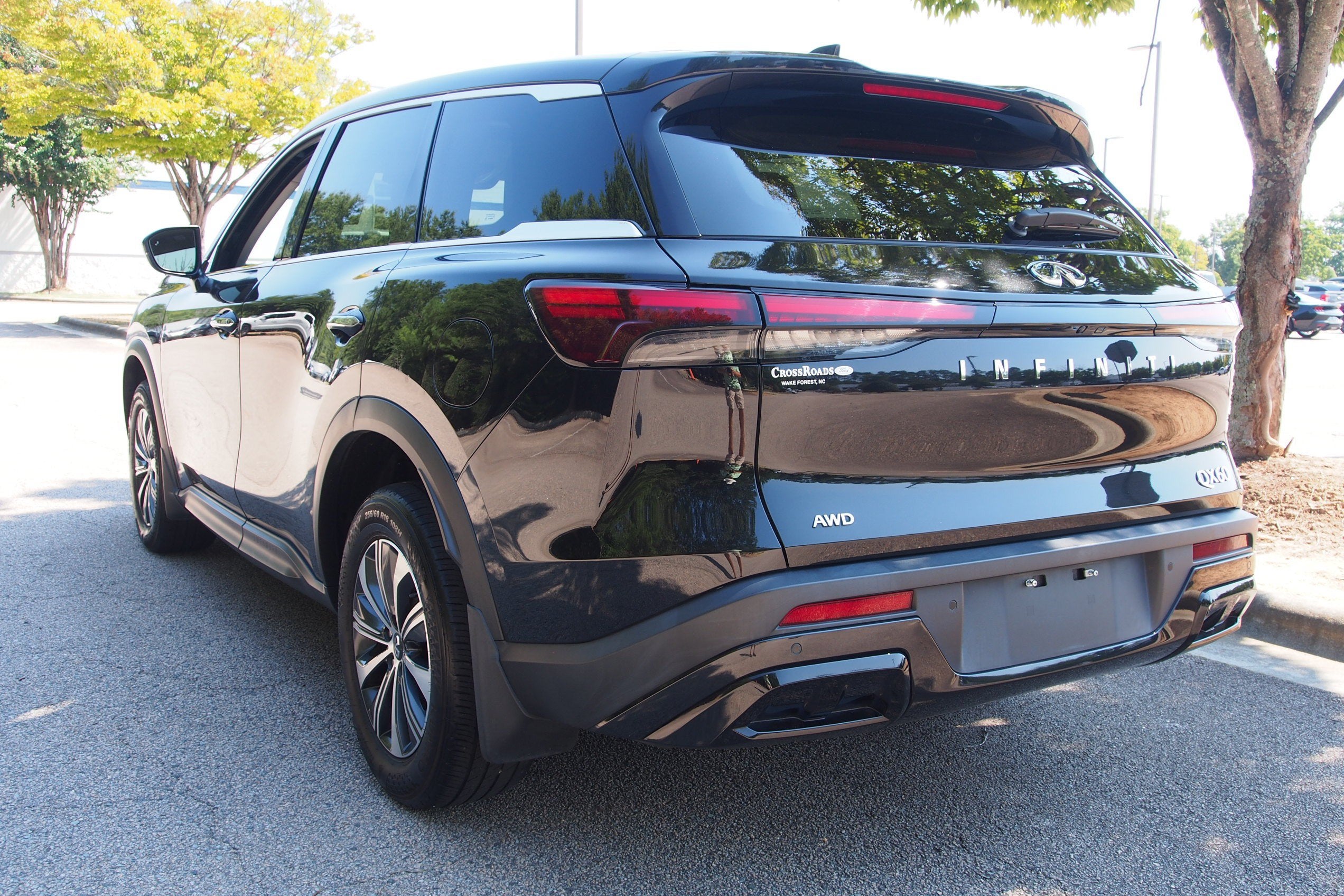 2024 INFINITI QX60 PURE