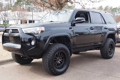 2020 Toyota 4Runner Venture