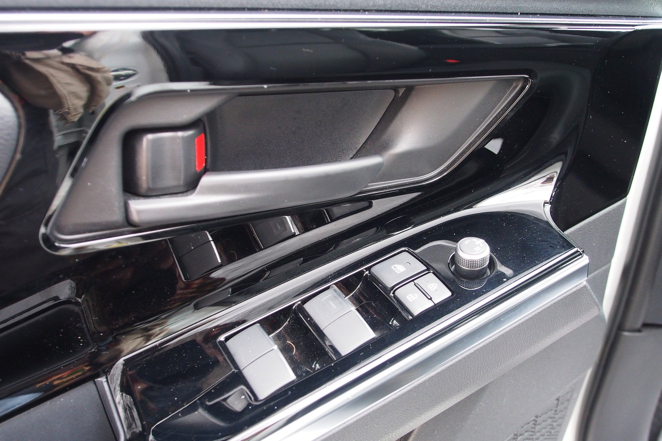 2023 Toyota bZ4X Limited