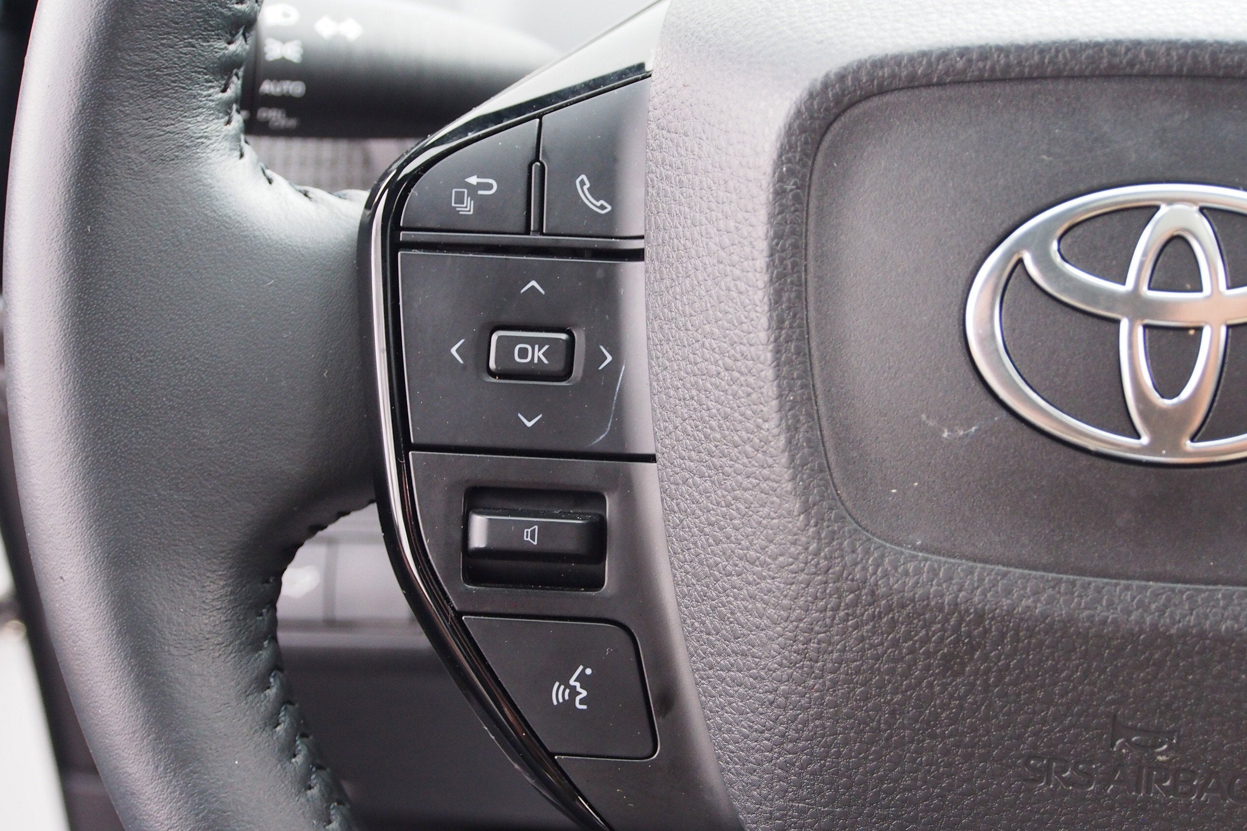 2023 Toyota bZ4X Limited