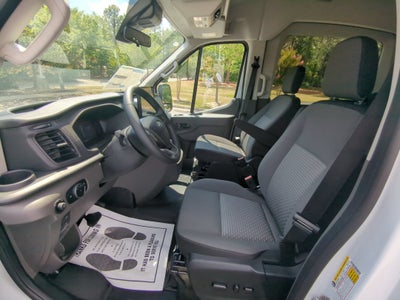 2026 Ford Transit Passenger Wagon XLT