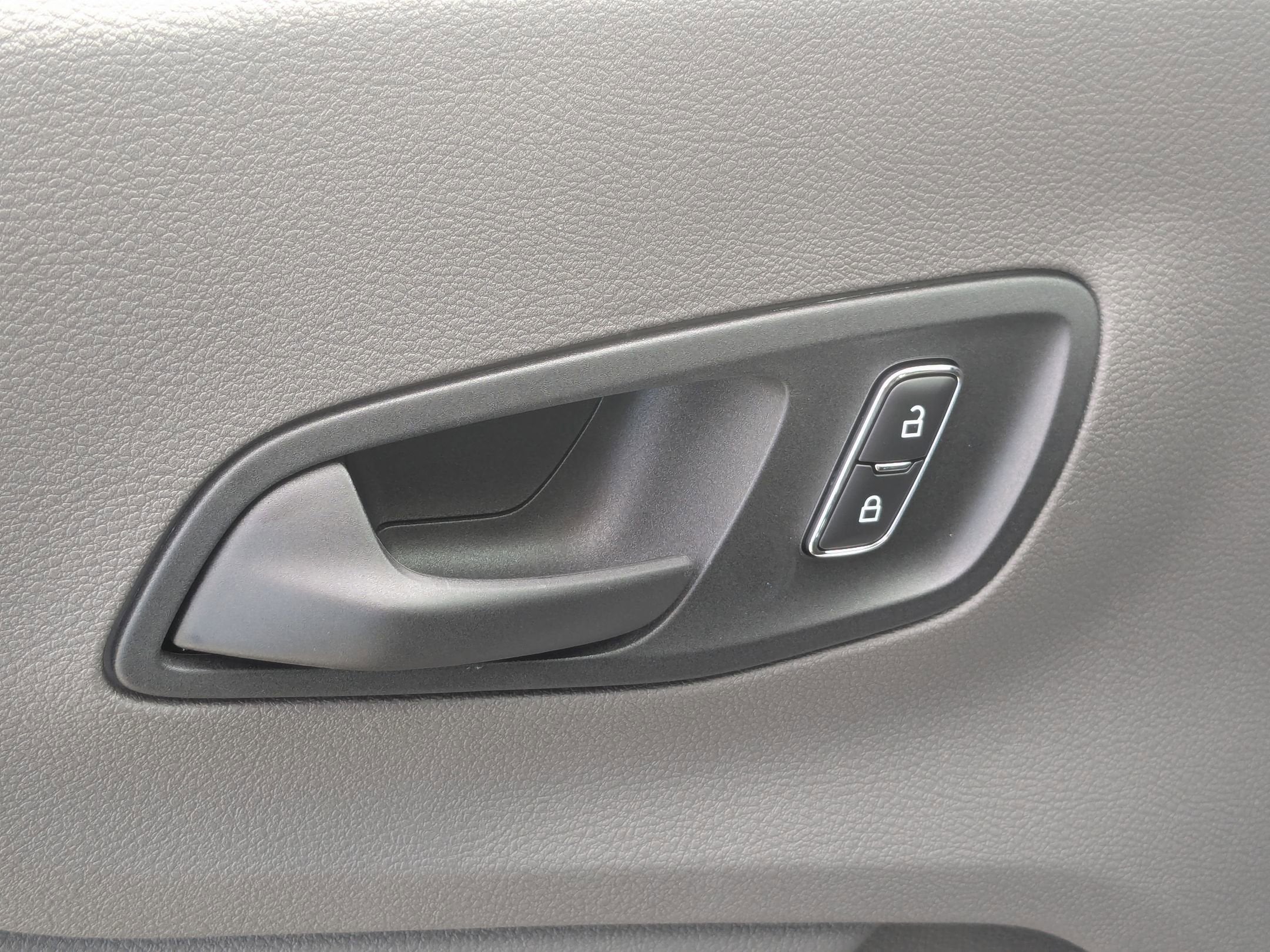 2025 Ford Transit Passenger Wagon XL