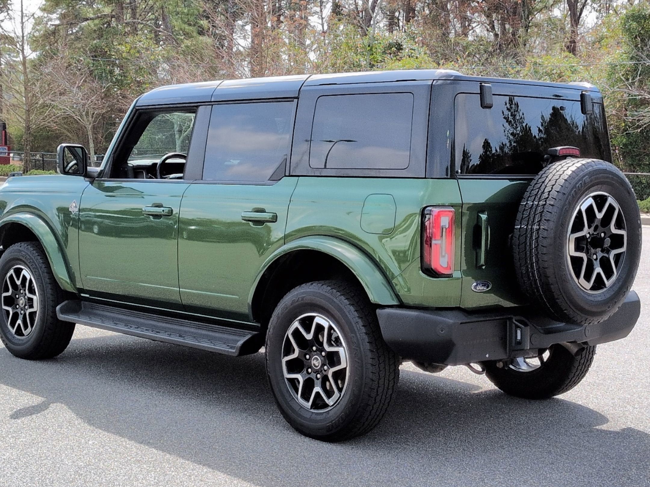 2025 Ford Bronco Outer Banks