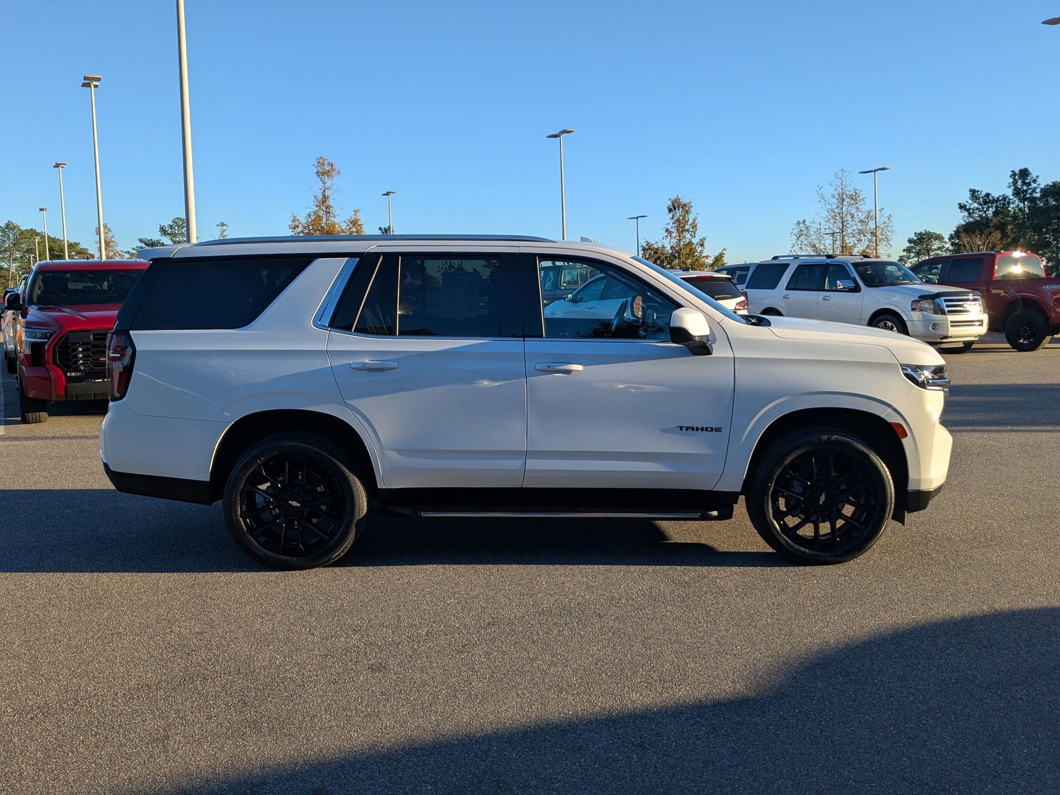 2023 Chevrolet Tahoe LS
