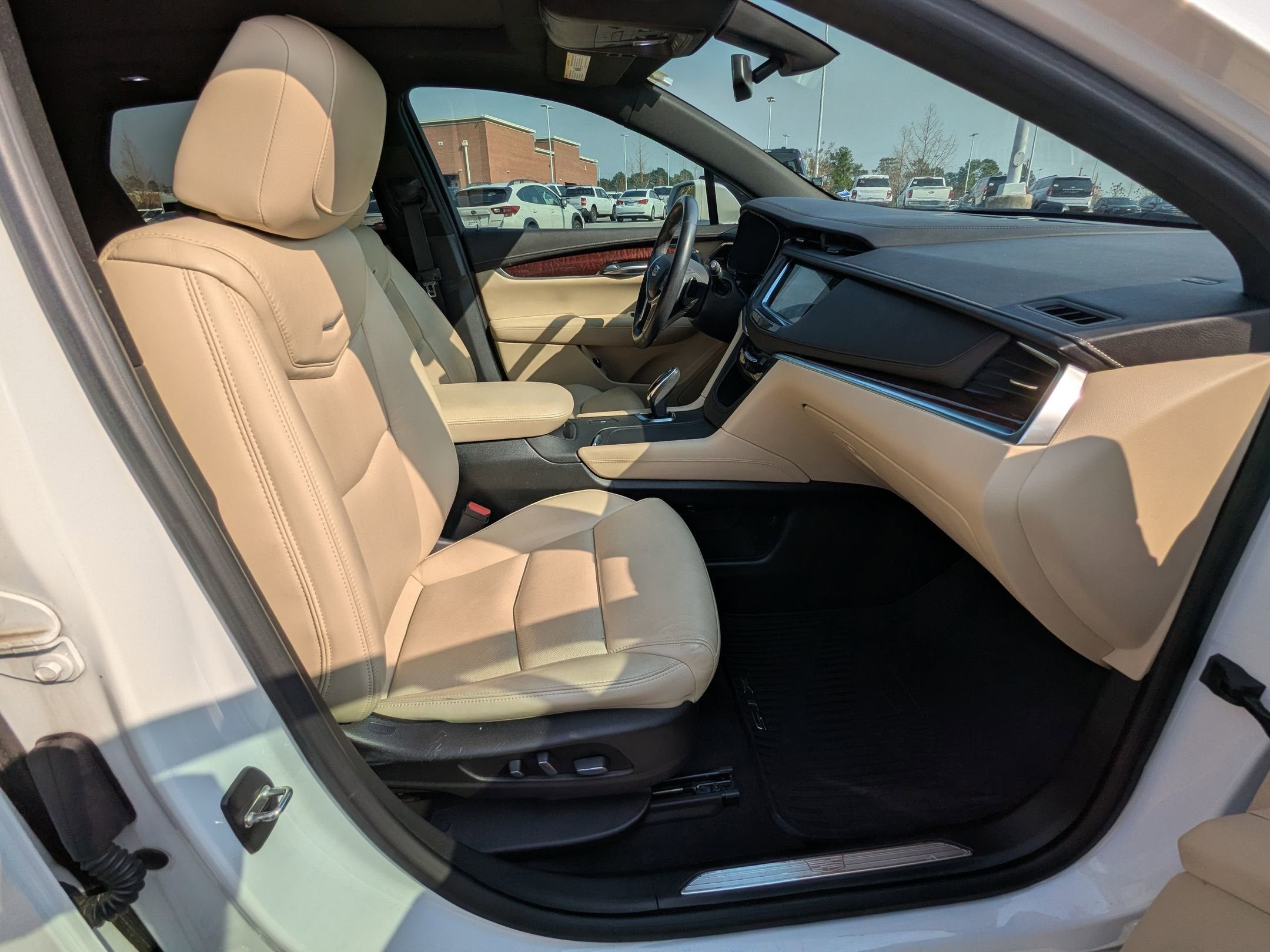 2017 Cadillac XT5 Luxury FWD