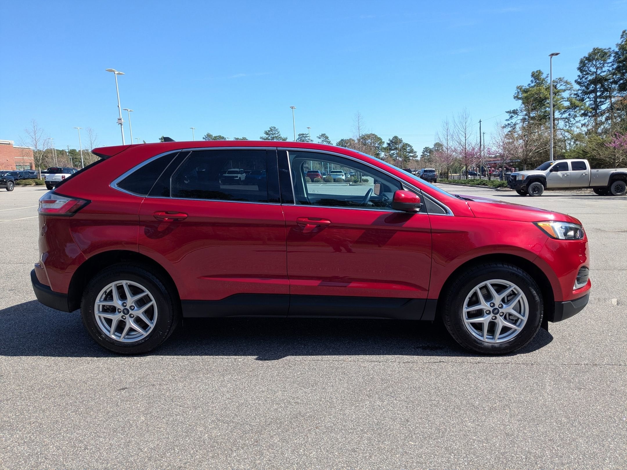 2022 Ford Edge SEL