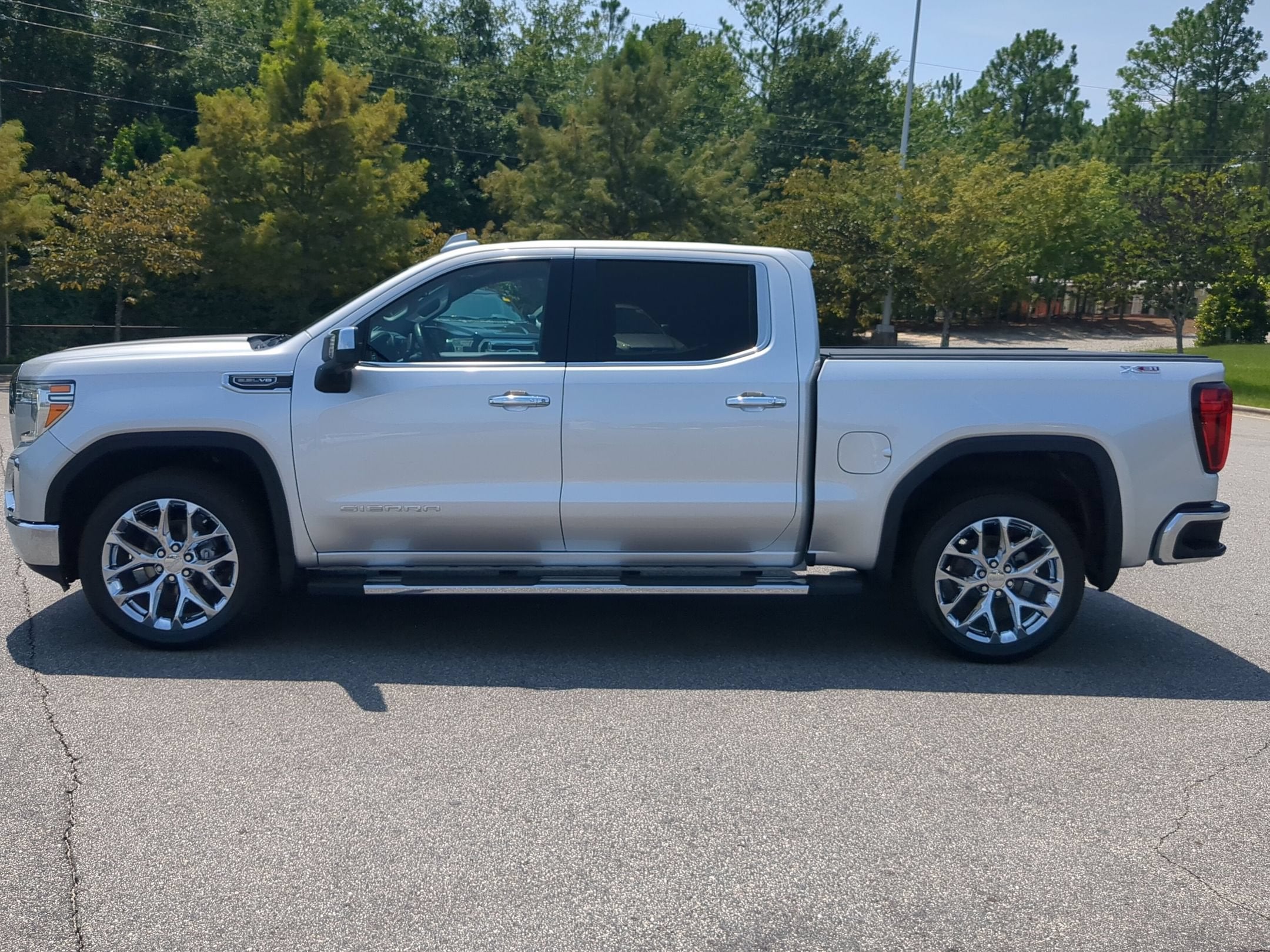 2021 GMC Sierra 1500 SLT