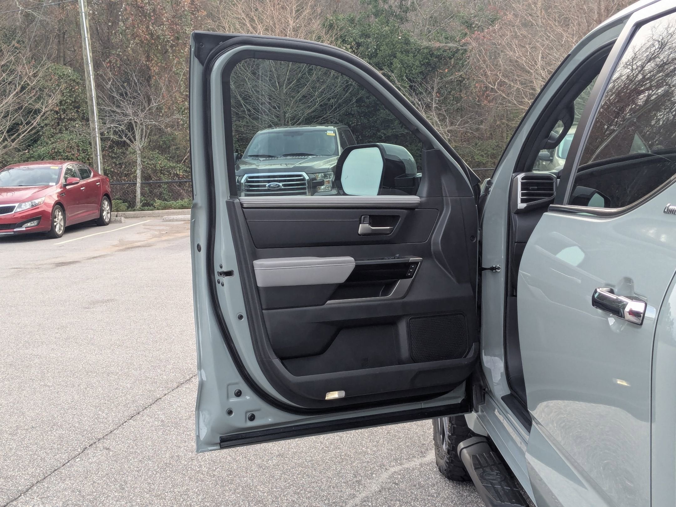 2025 Toyota Tundra 4WD Limited