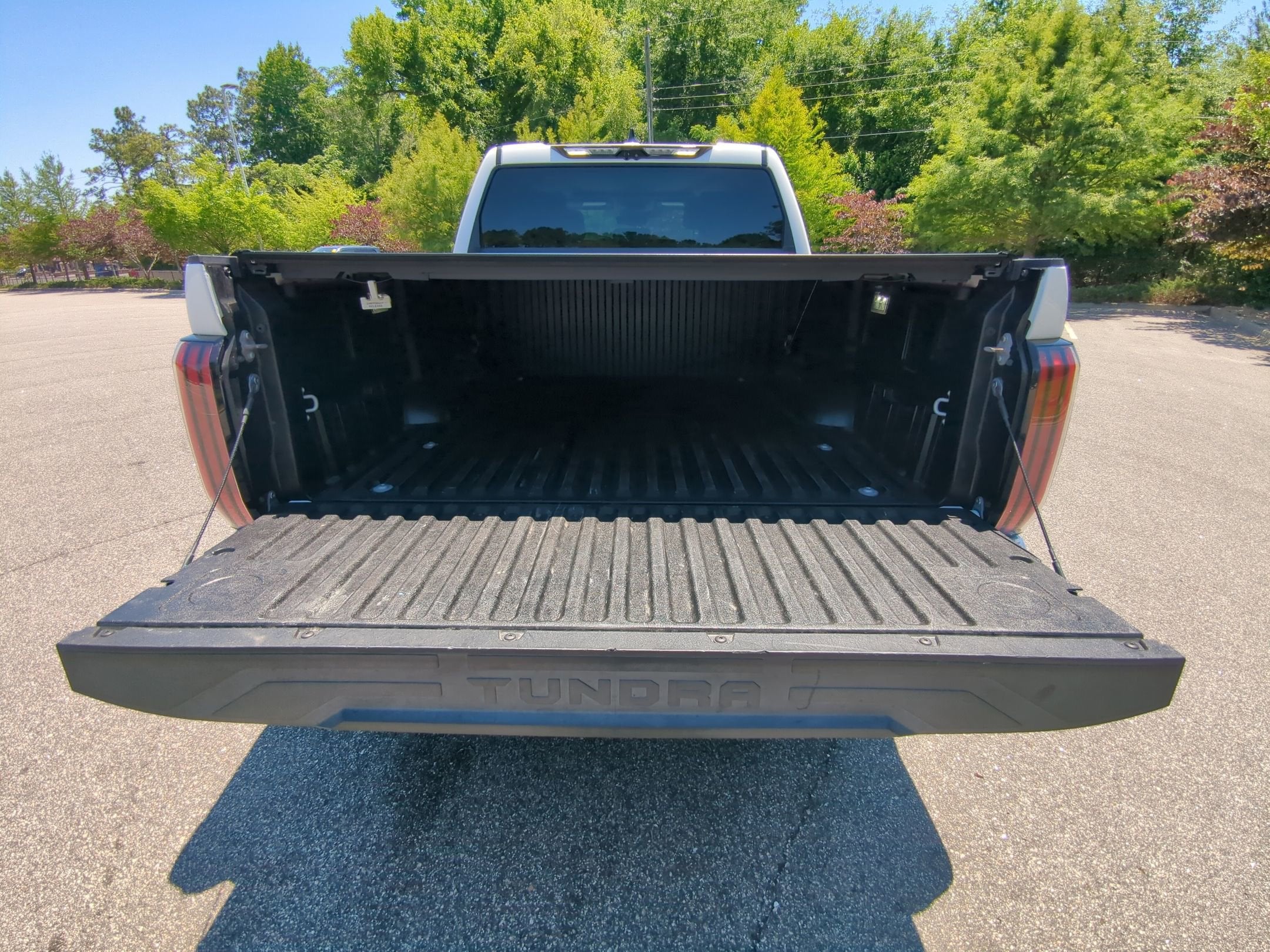 2022 Toyota Tundra 4WD TRD Pro Hybrid