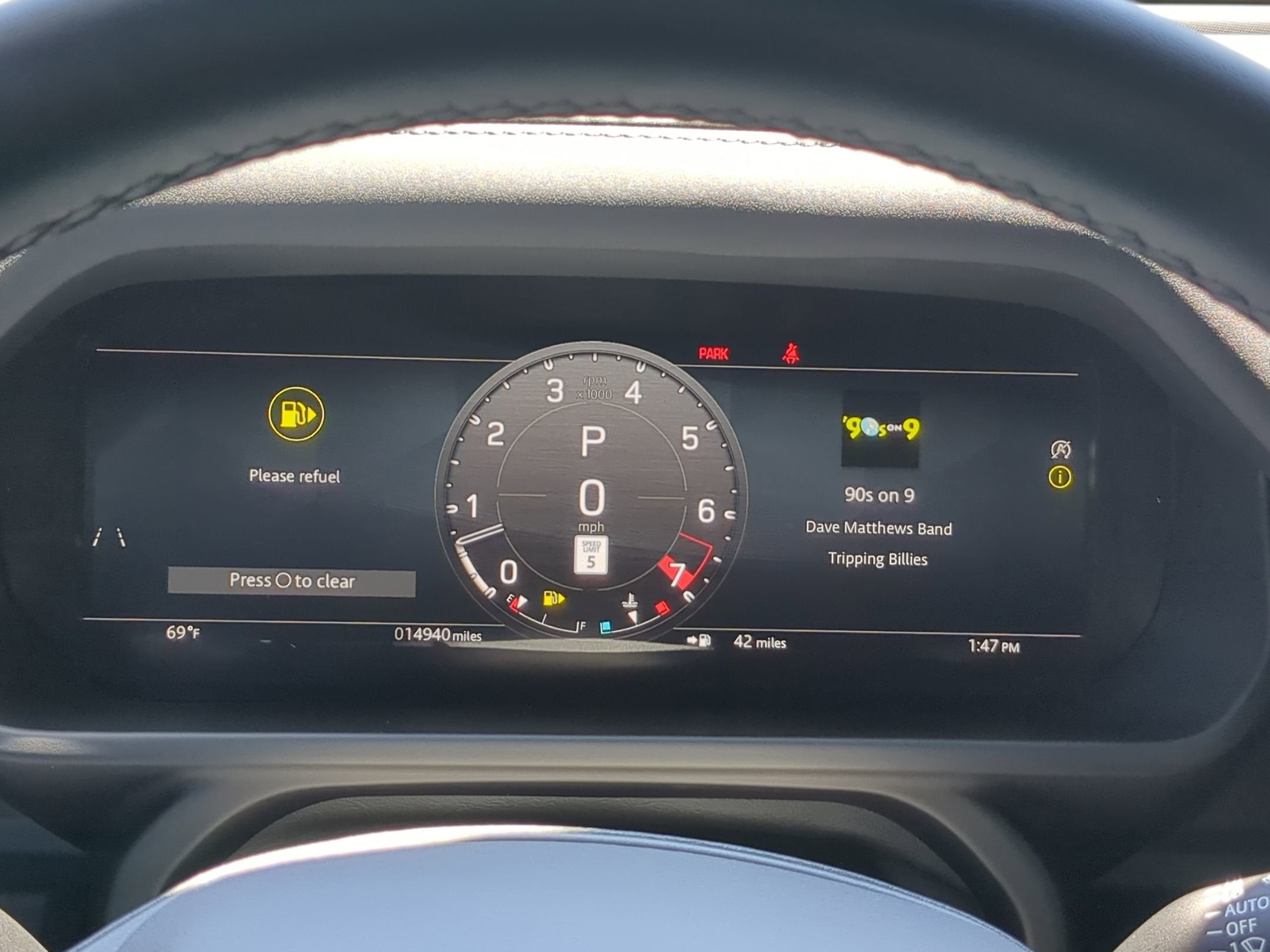 2024 Land Rover Defender X-Dynamic SE
