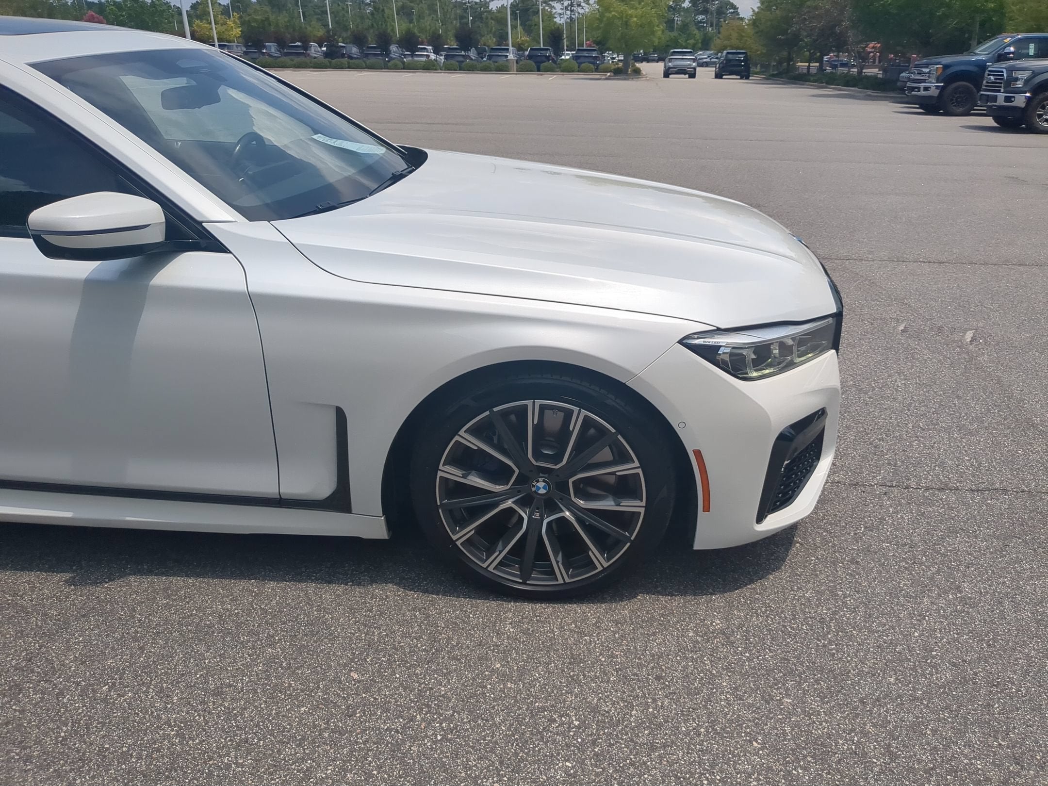 2022 BMW 7 Series 740i
