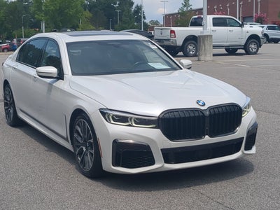 2022 BMW 7 Series 740i