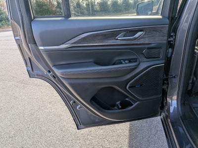 2022 Jeep Grand Cherokee Overland