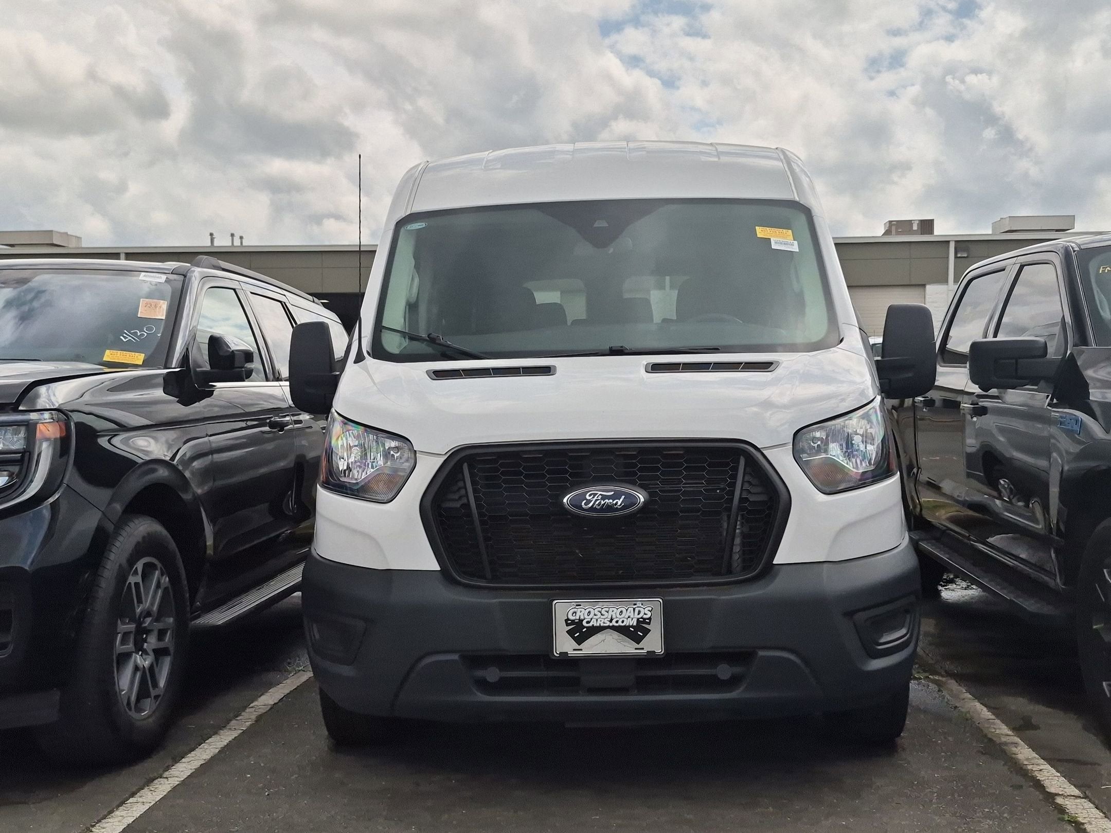 2023 Ford Transit Passenger Wagon XL