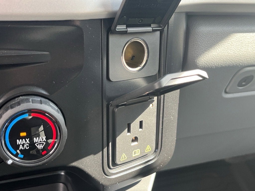 2026 Ford Super Duty F-450 DRW XLT