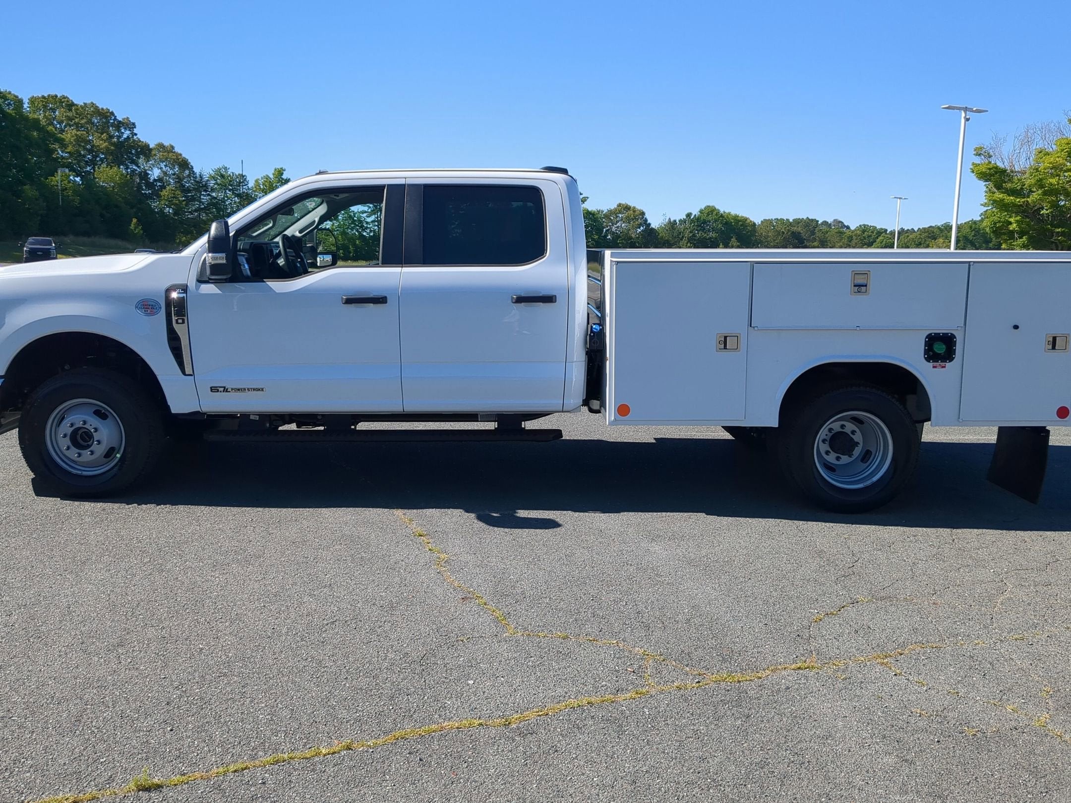 2026 Ford Super Duty F-350 DRW XL
