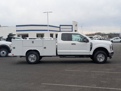 2025 Ford Super Duty F-350 SRW XL