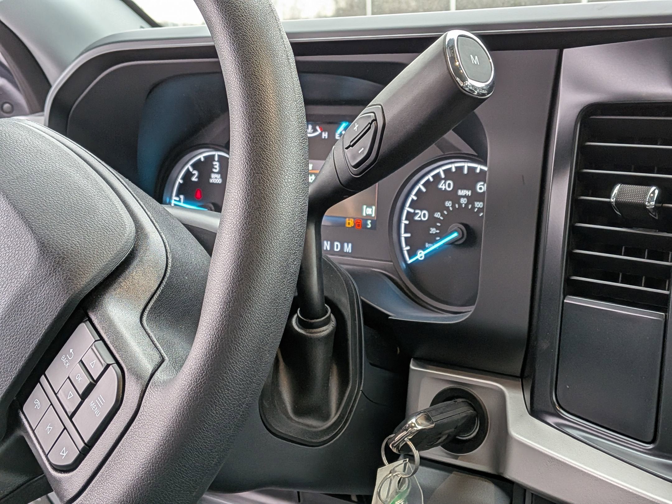 2025 Ford Super Duty F-350 SRW XL