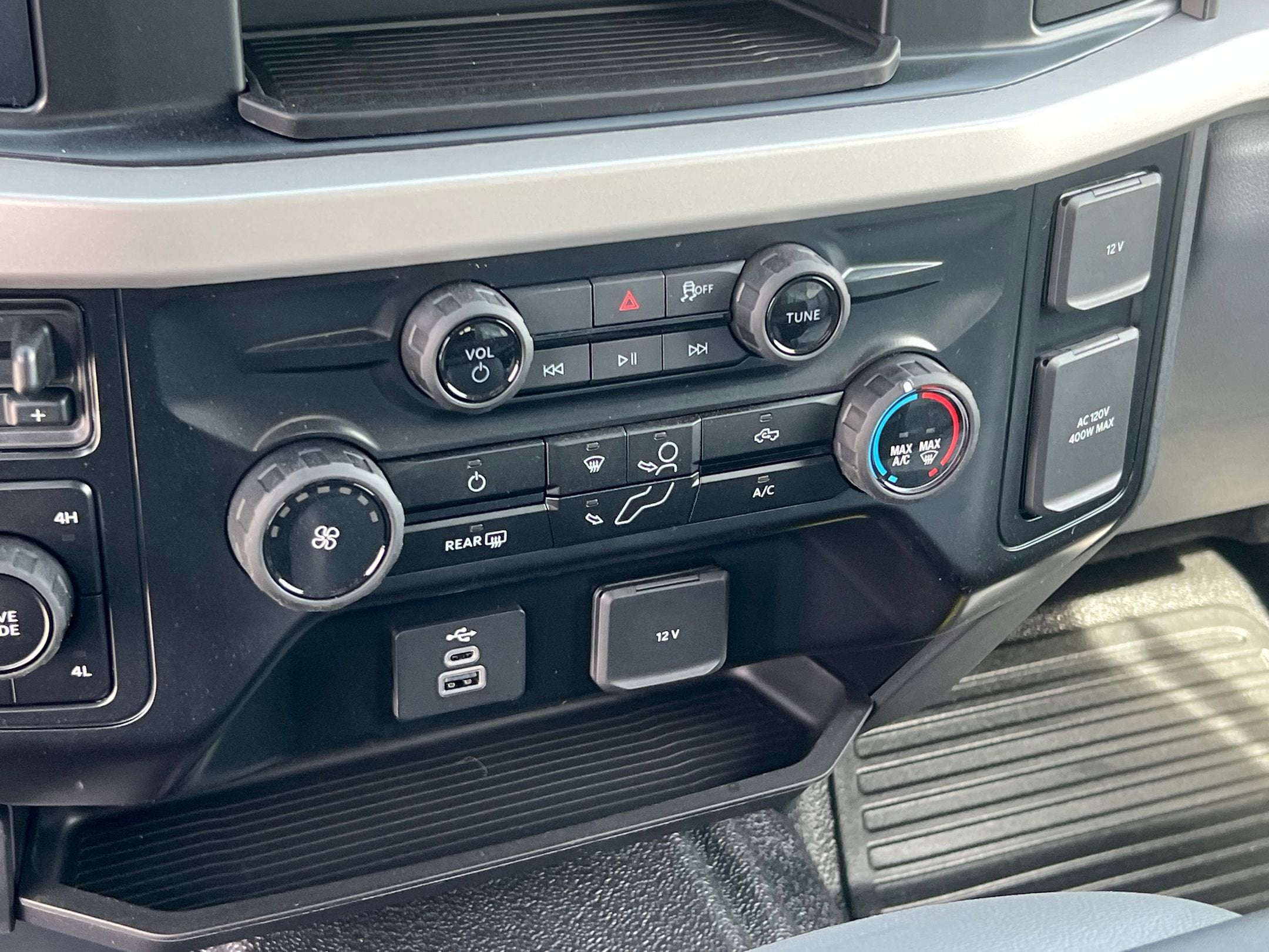 2026 Ford Super Duty F-450 DRW Base