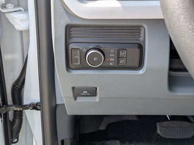 2025 Ford Super Duty F-550 DRW XL