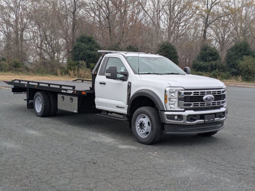 2025 Ford Super Duty F-600 DRW XL