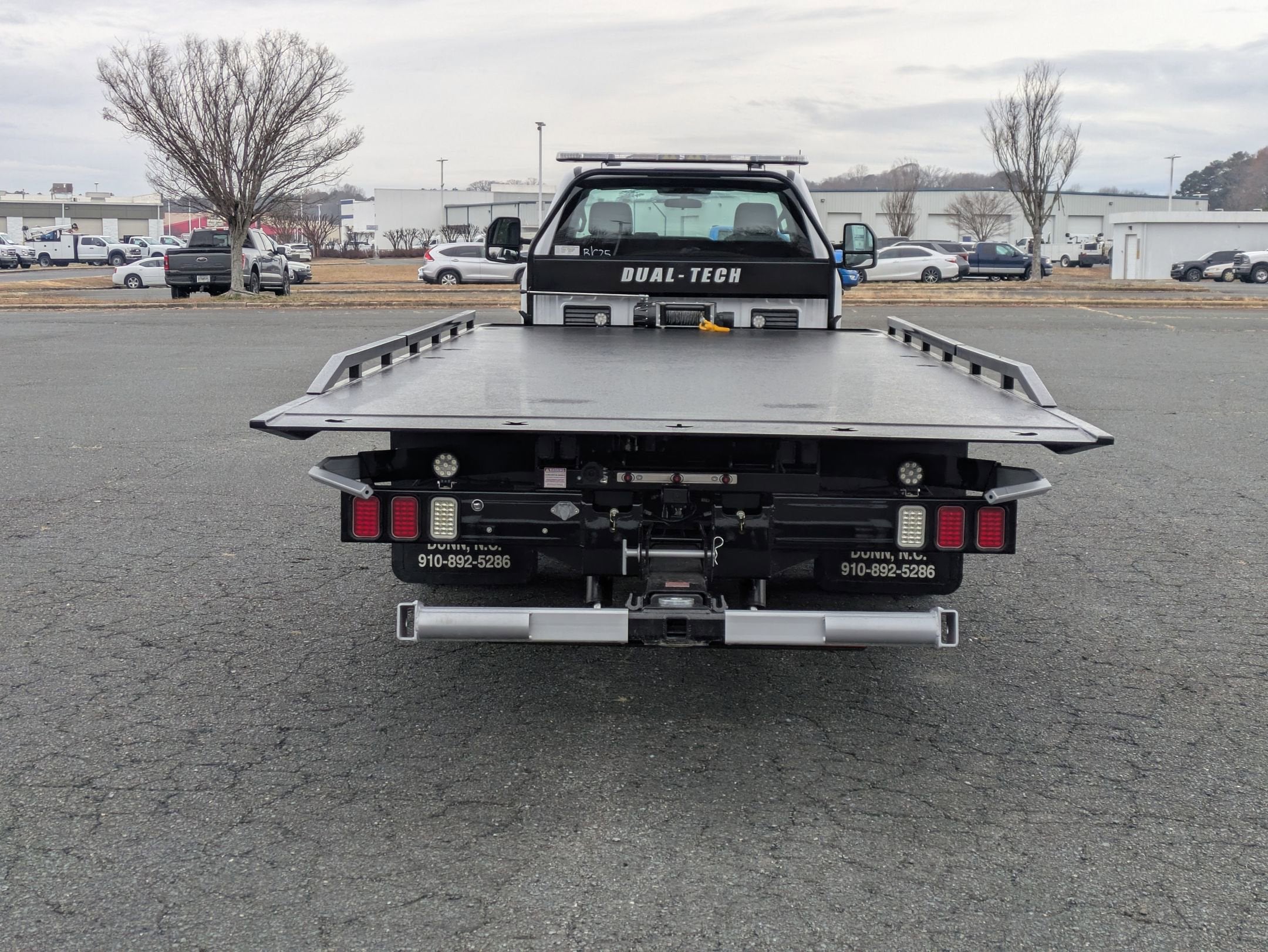 2025 Ford Super Duty F-600 DRW XL