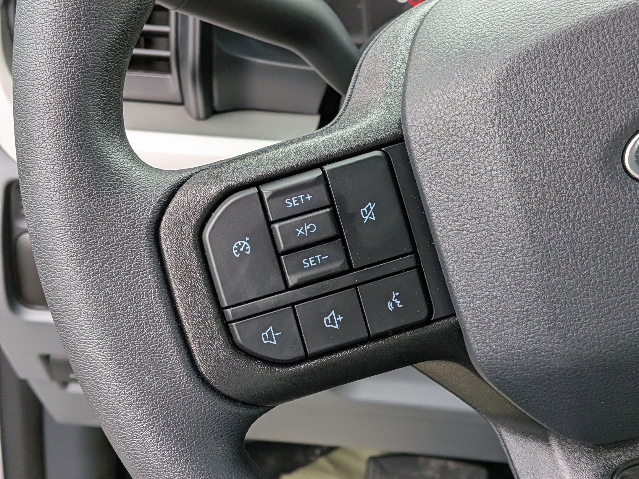 2025 Ford Super Duty F-350 SRW XL