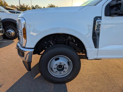 2026 Ford Super Duty F-350 DRW XL PJs12ft Flatbed Dump