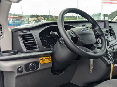 2024 Ford Transit Chassis Base 14FT Box