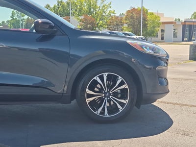 2022 Ford Escape SE