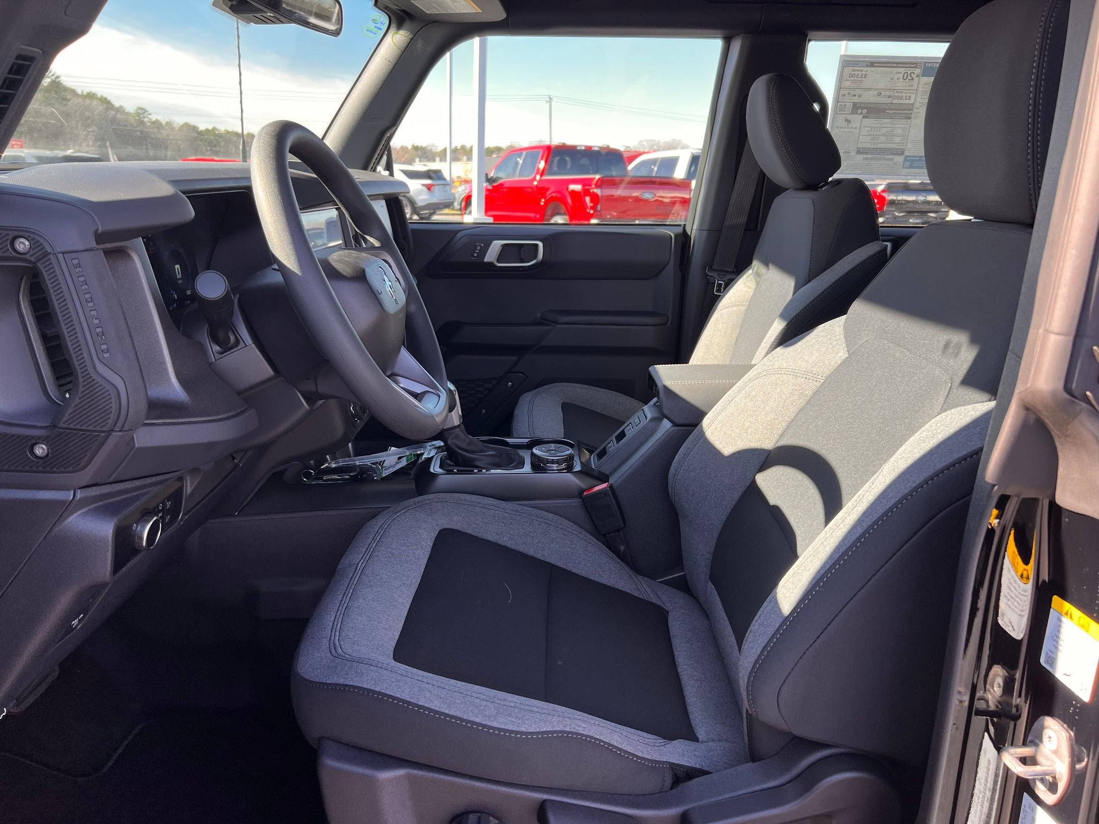 2025 Ford Bronco Base