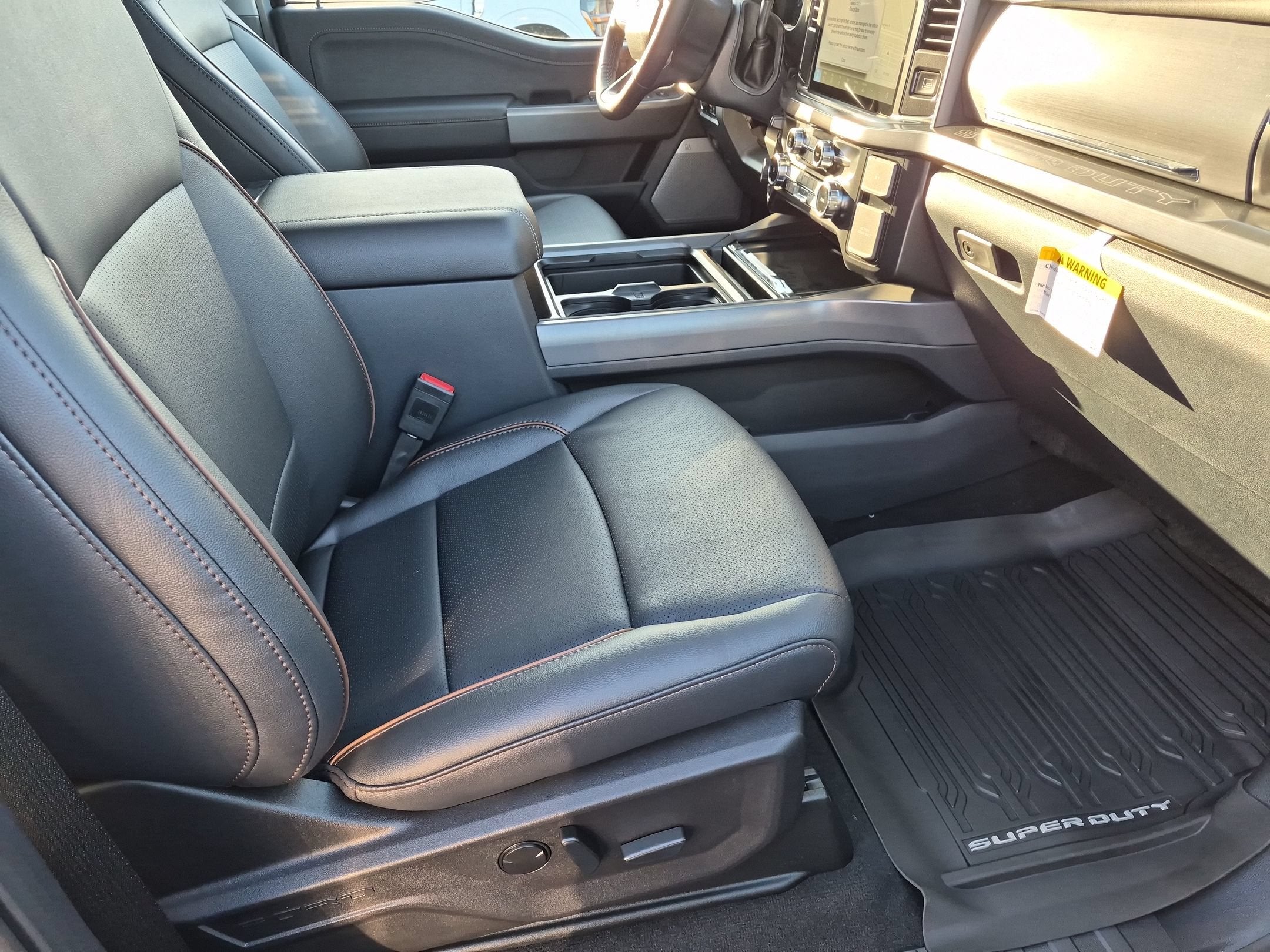 2027 Ford Super Duty F-250 SRW LARIAT