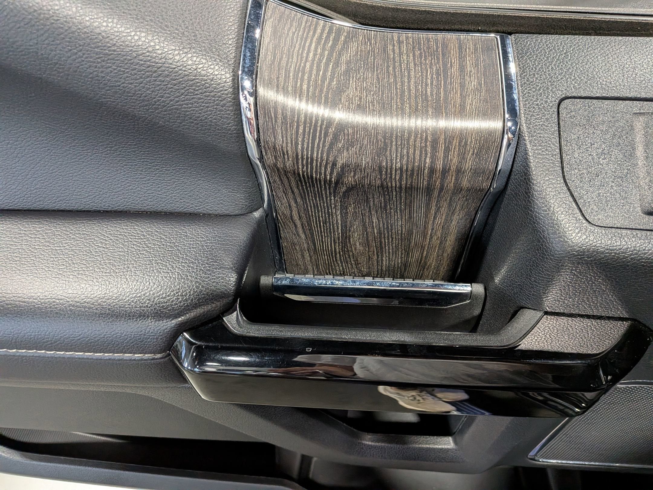 2021 Ford Super Duty F-250 SRW LARIAT