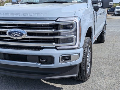 2025 Ford Super Duty F-350 SRW Platinum