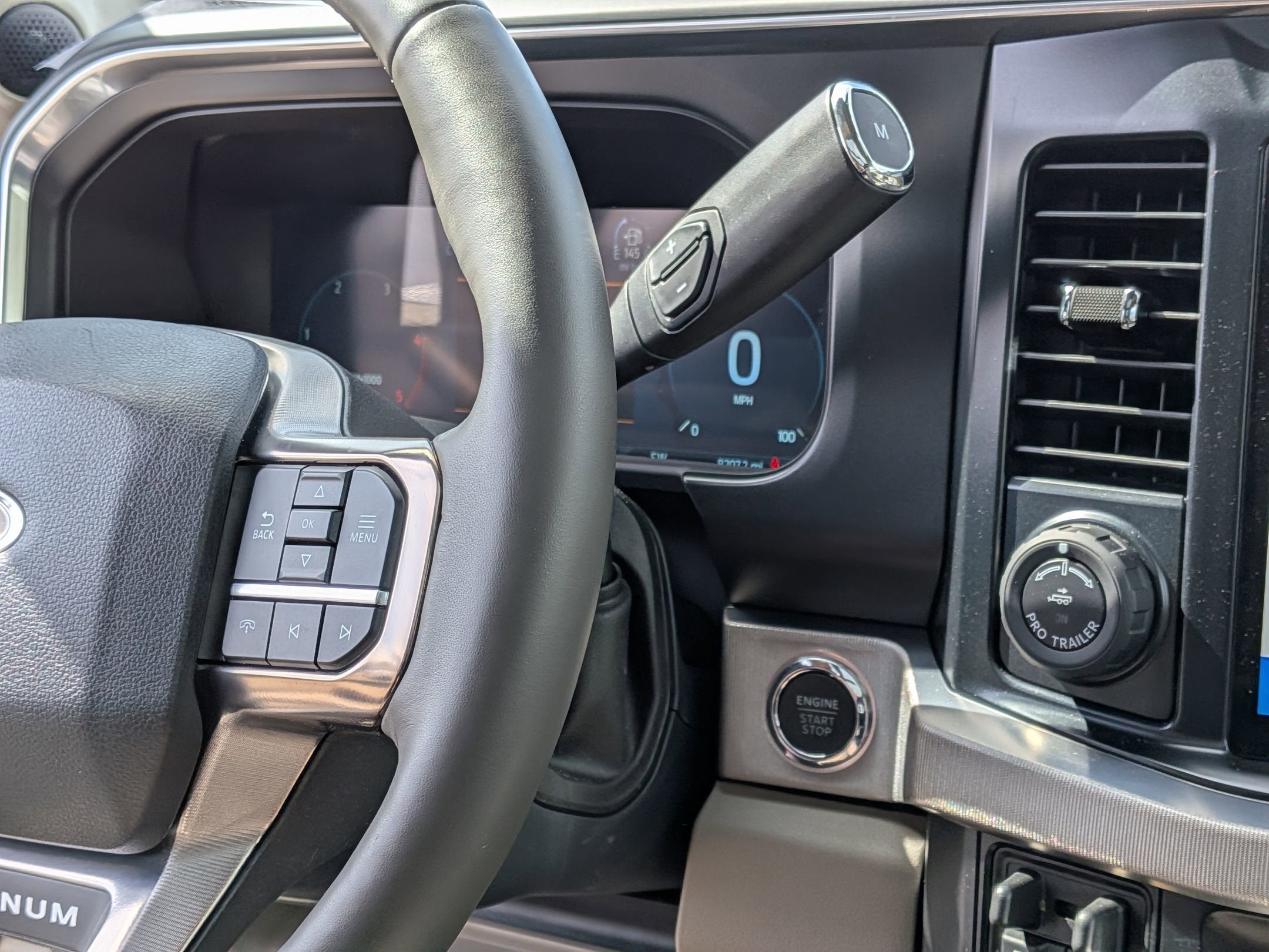 2025 Ford Super Duty F-350 SRW Platinum